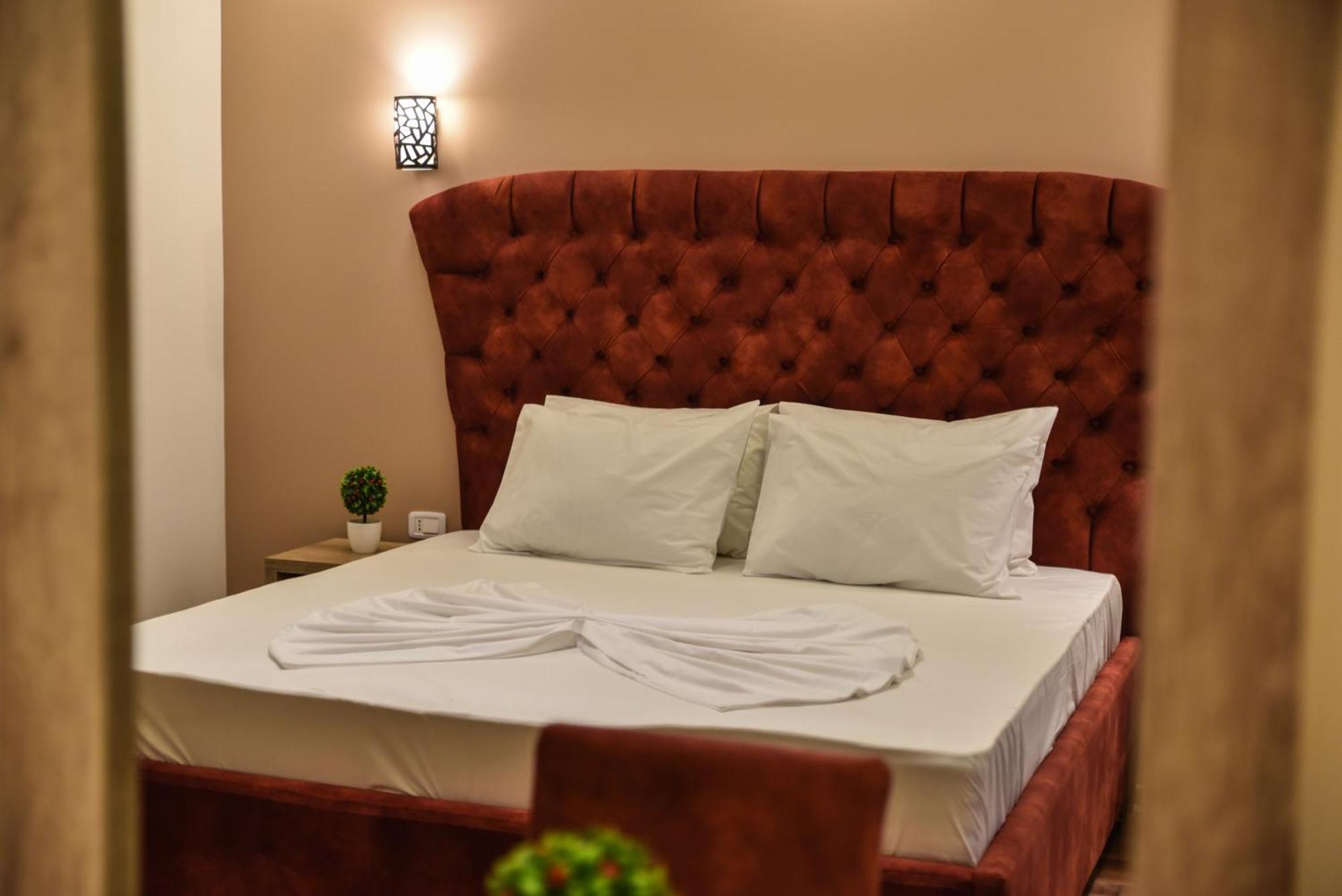 Hotel Evropa Ülgün Dış mekan fotoğraf