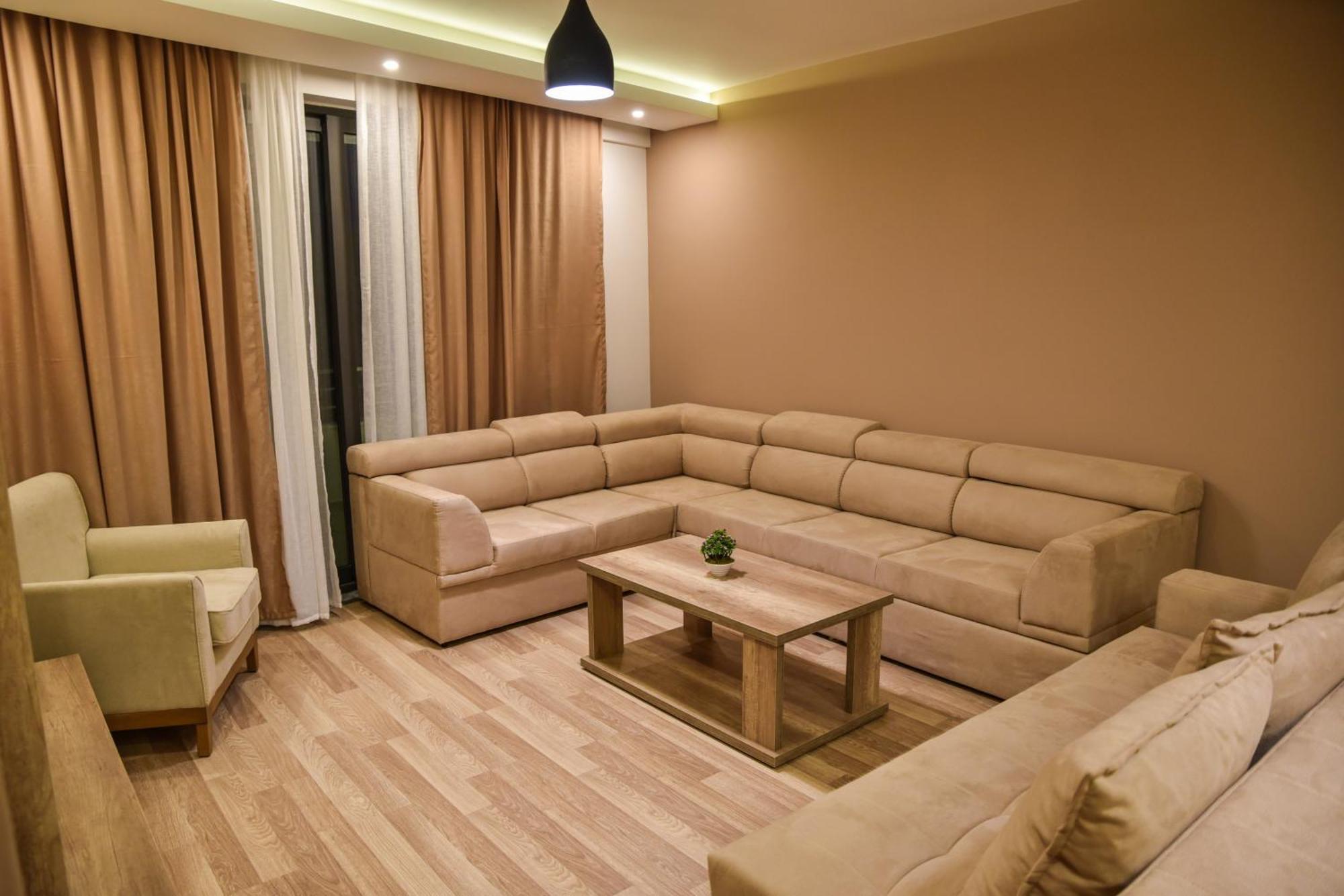Hotel Evropa Ülgün Dış mekan fotoğraf